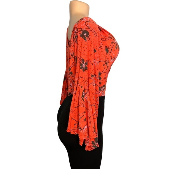 3/$30 🍂 Free People Last Time Orange Print Surplice Bell Sleeve Crop Top - Picture 5 of 8